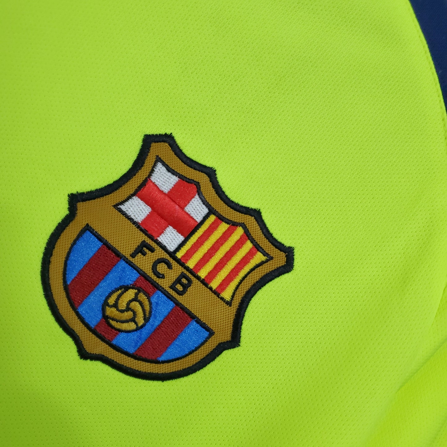 Barcelona Away Kit 05/06