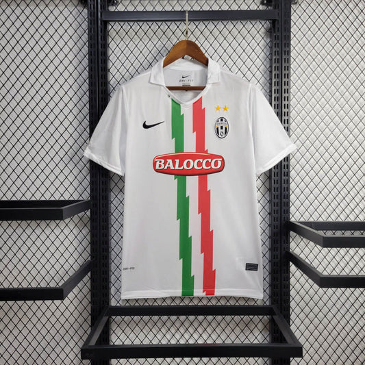Juventus Away Kit 10/11