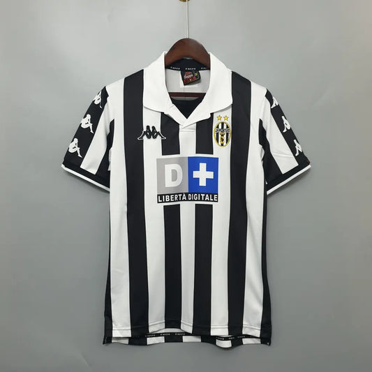 Juventus Home Kit 99/00