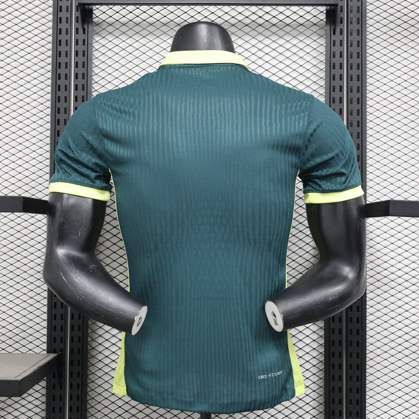 Barcelona x Verde Gaudí Kit 23/24
