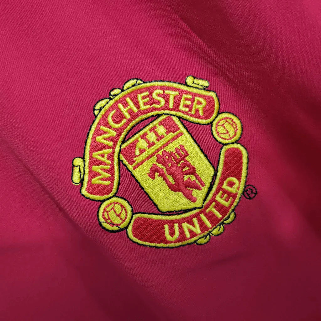 Manchester United Home Kit 02/04