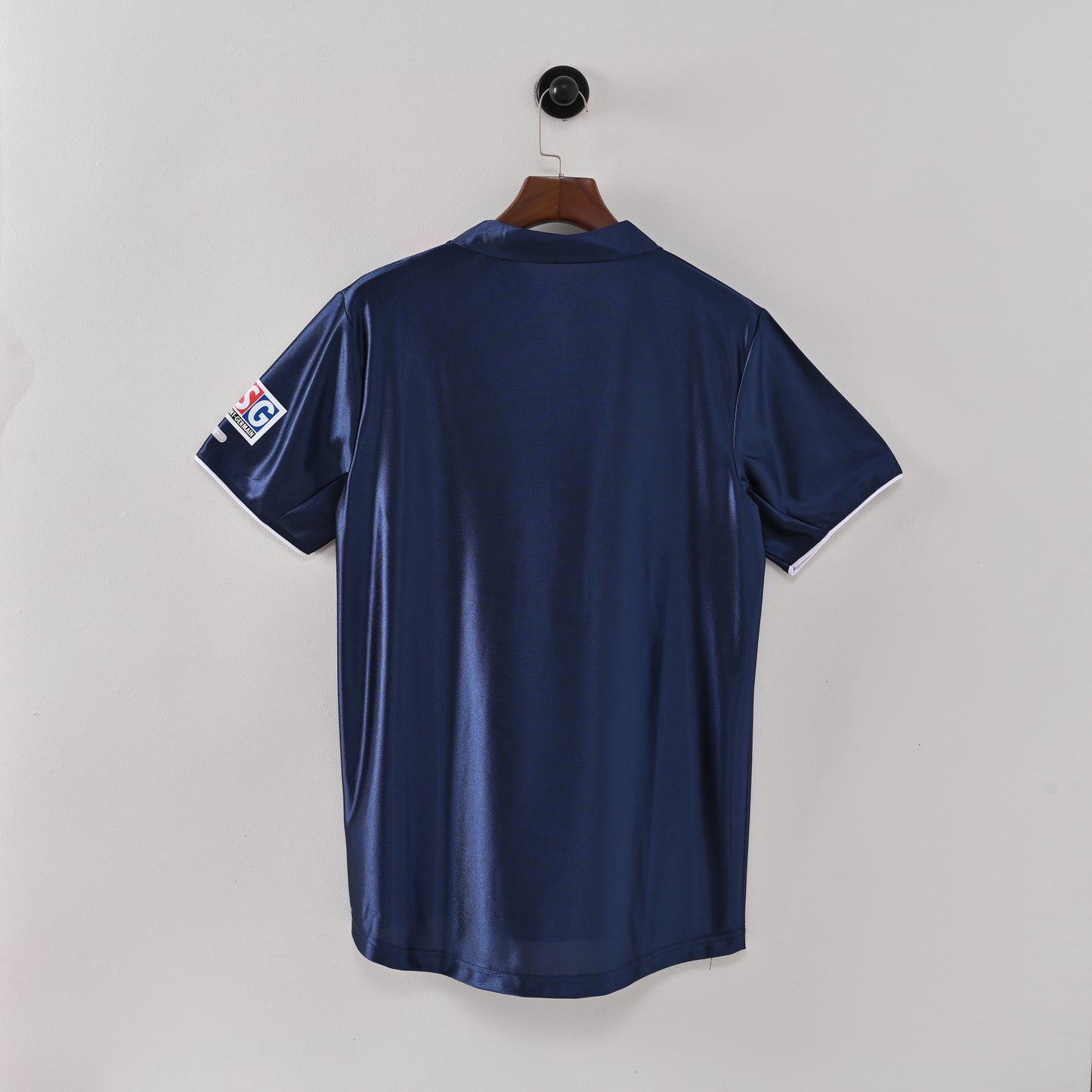 Paris Saint-Germain Home Kit 01/02