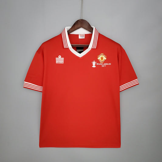 Manchester United Home Kit 76/77