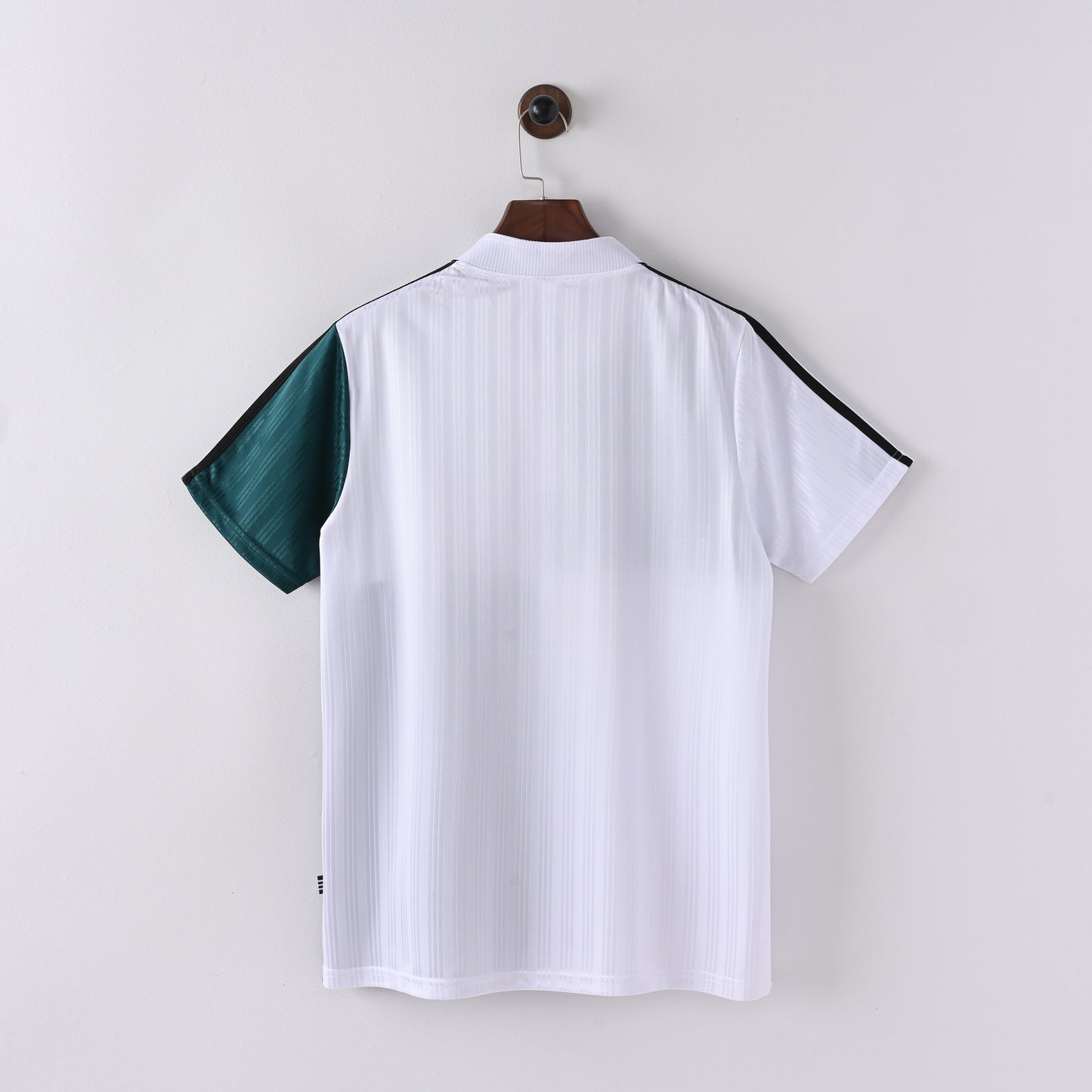 Liverpool Away Kit 95/96