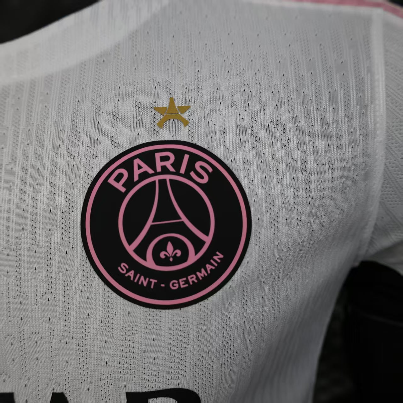 Paris Saint-Germain “Blush Elegance” Kit 25/26