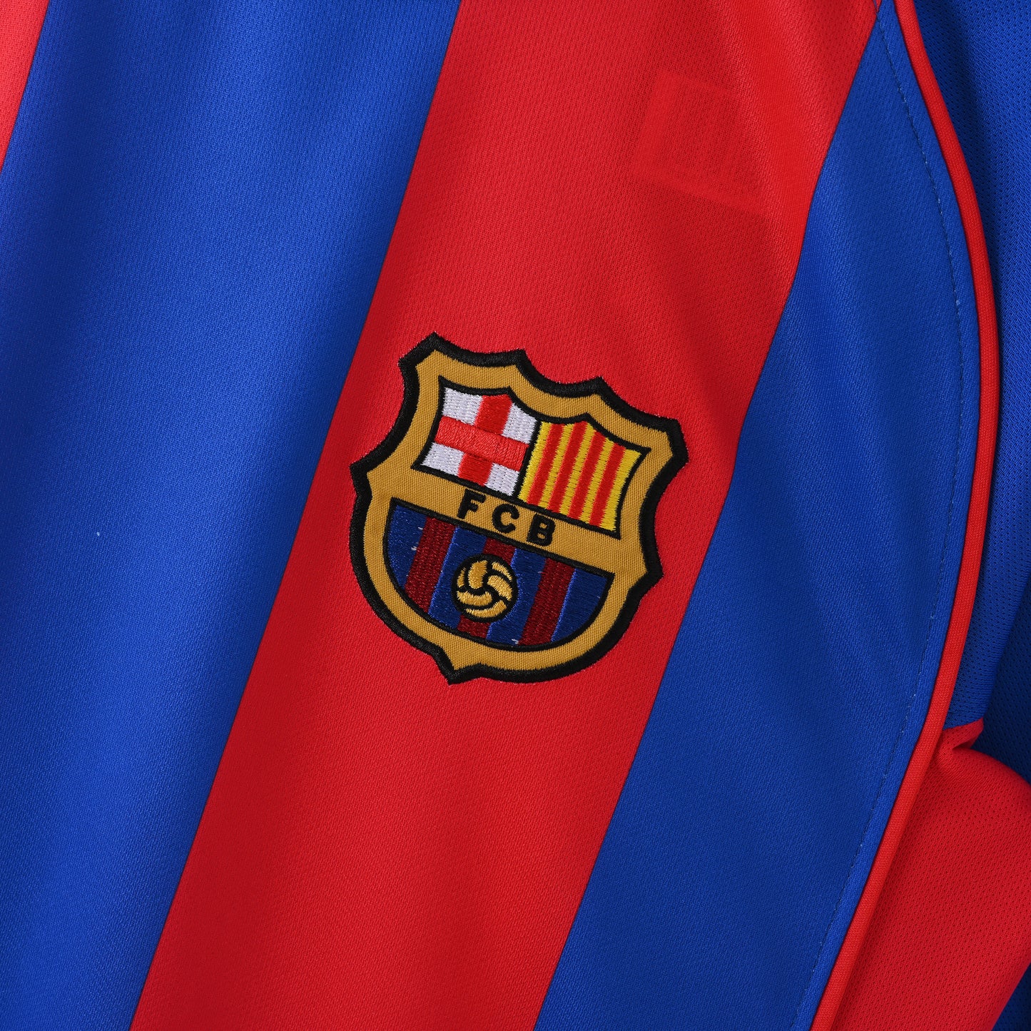 Barcelona Home Kit 04/05