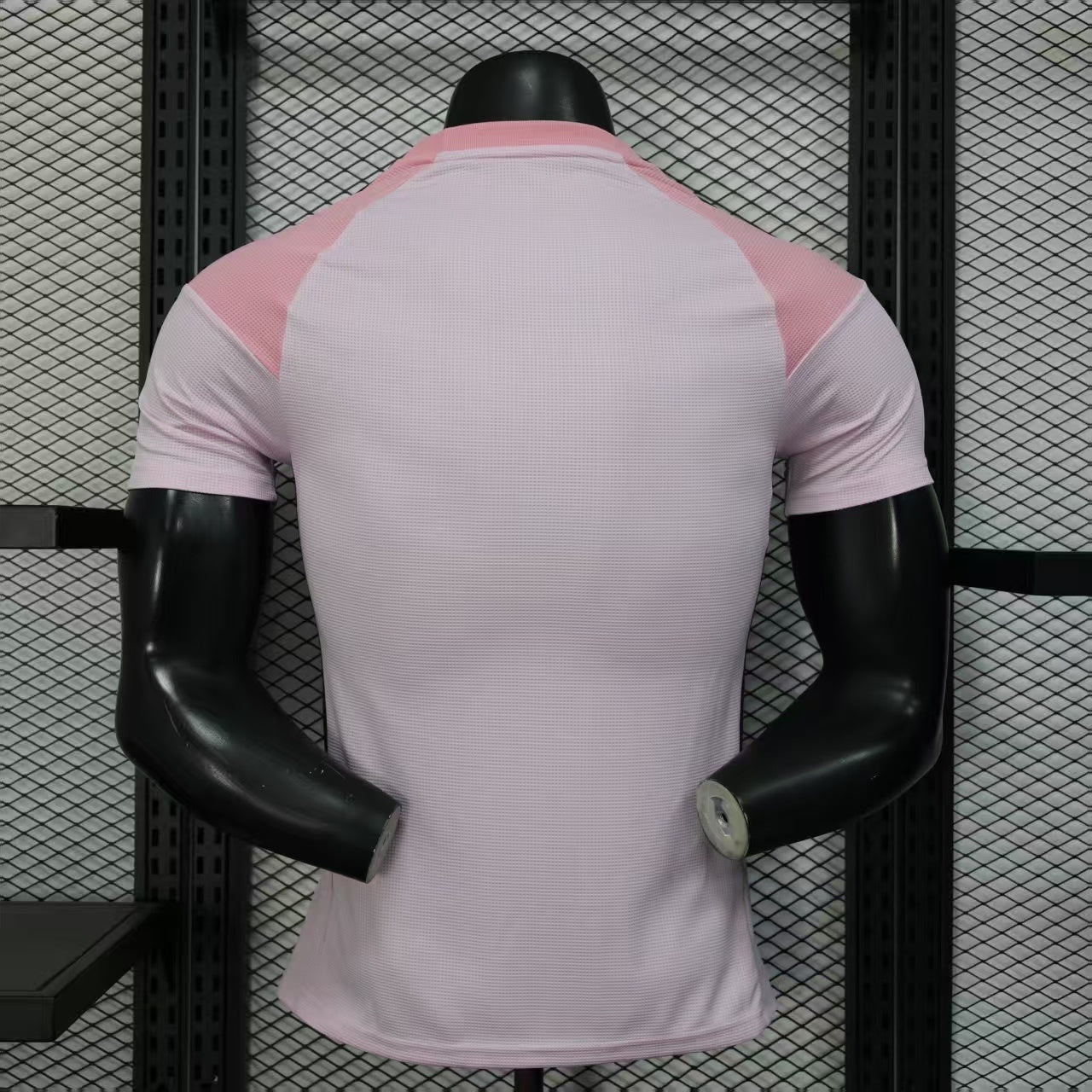 Arsenal “Pink Horizon” Kit 25/26