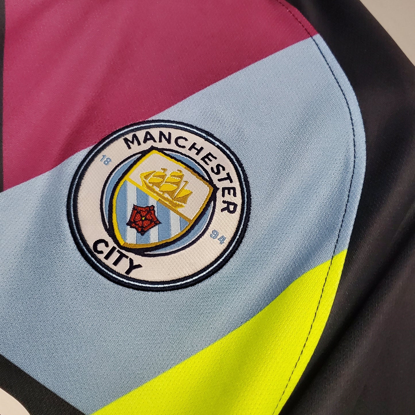 Manchester City Pre-Match Kit 19/20