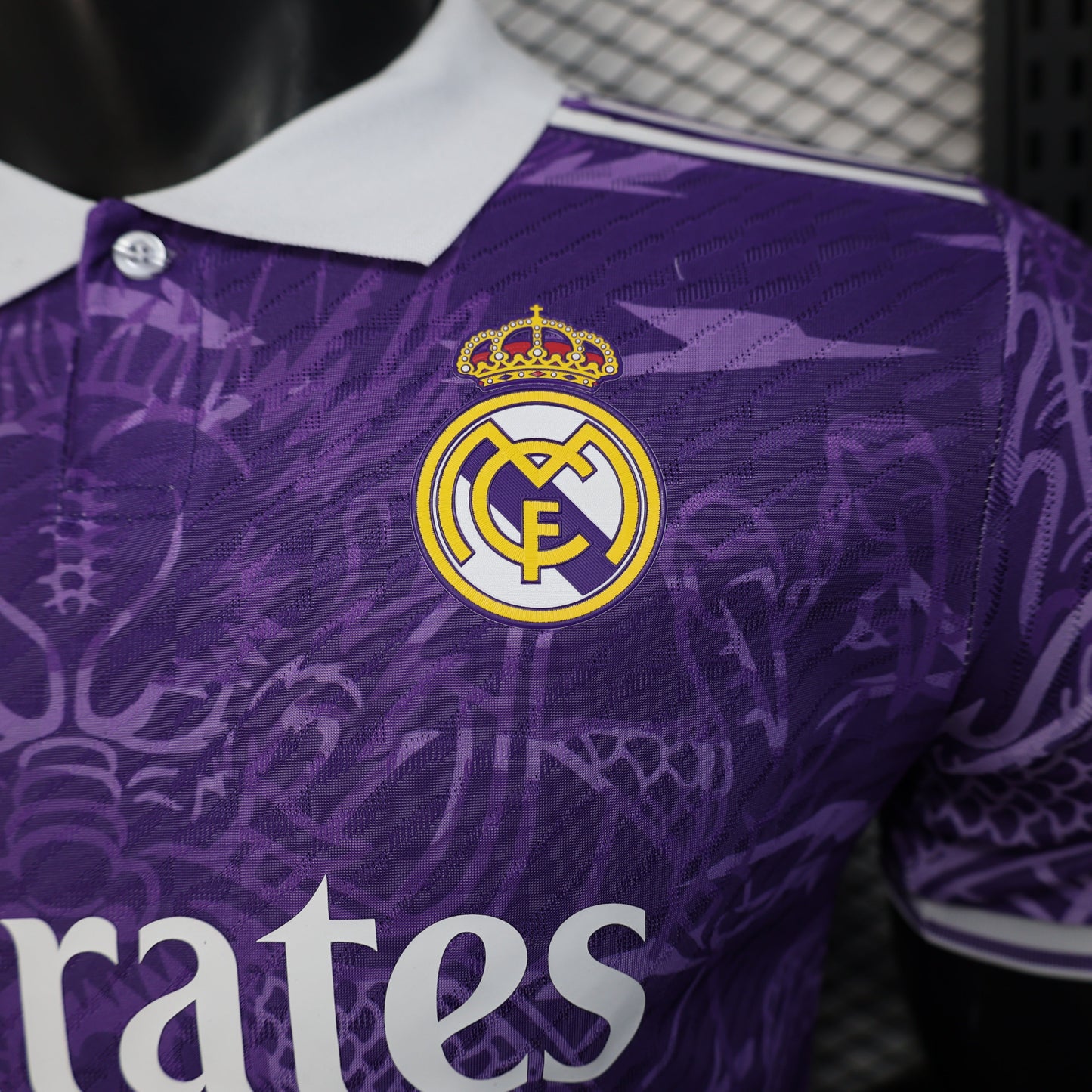 Real Madrid "Dragón Morado" Kit 23/24