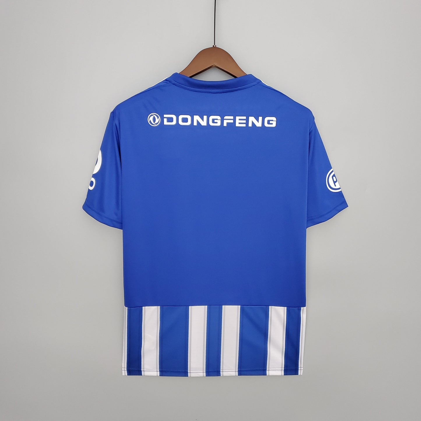 Universidad De Chile Pre-Match Kit 22/23