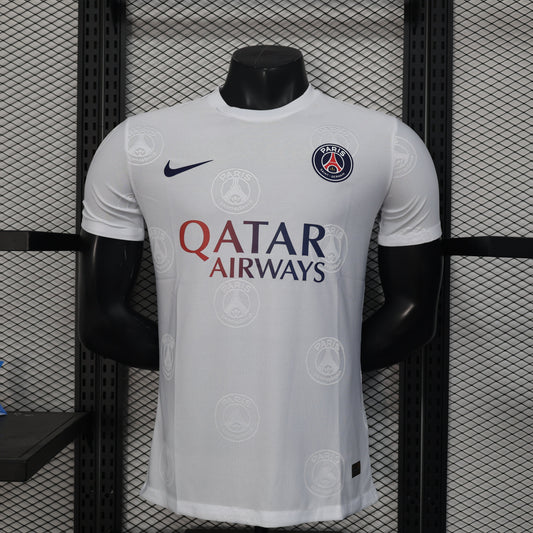Paris Saint-Germain “Blanc Classique” Kit 25/26
