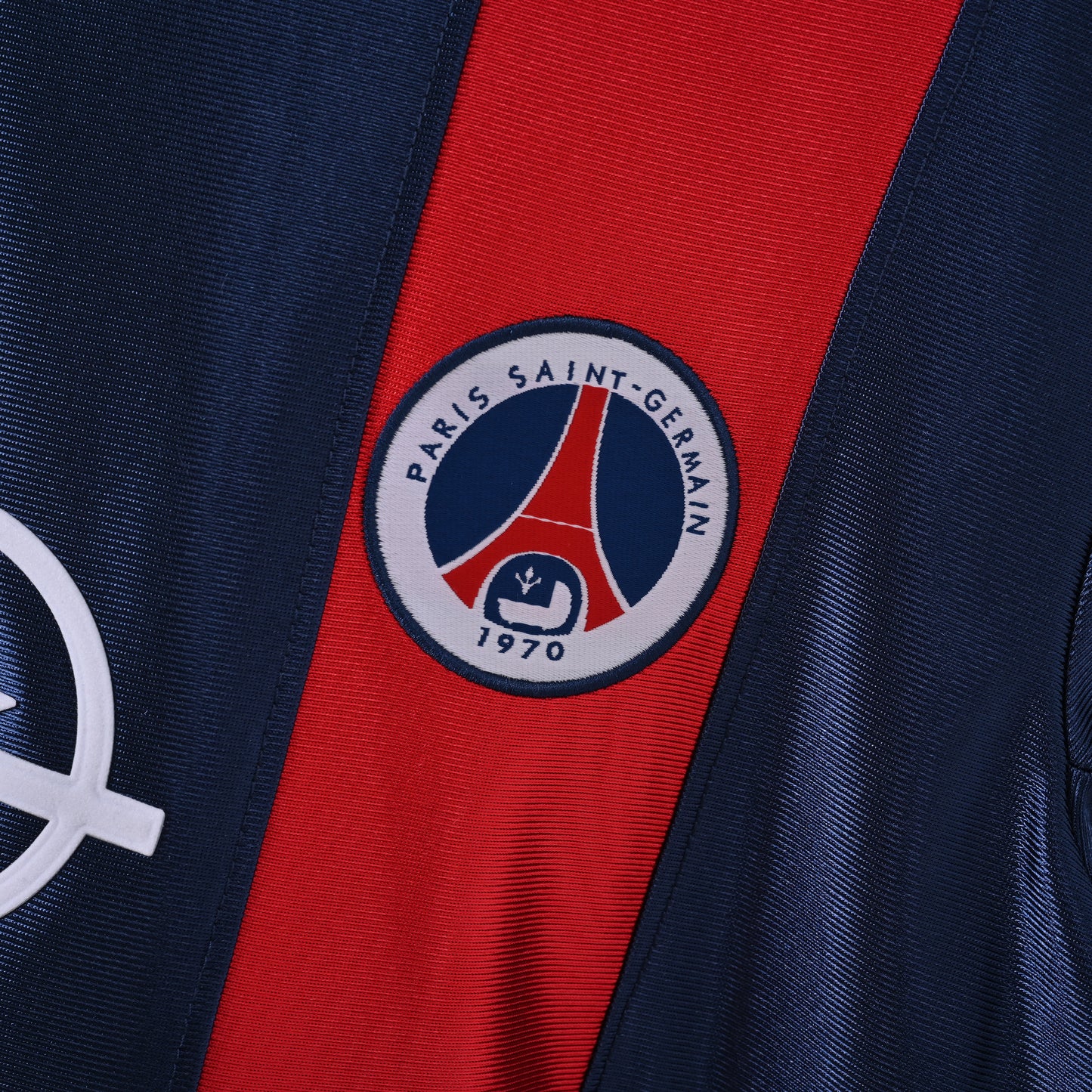 Paris Saint-Germain Home Kit 01/02