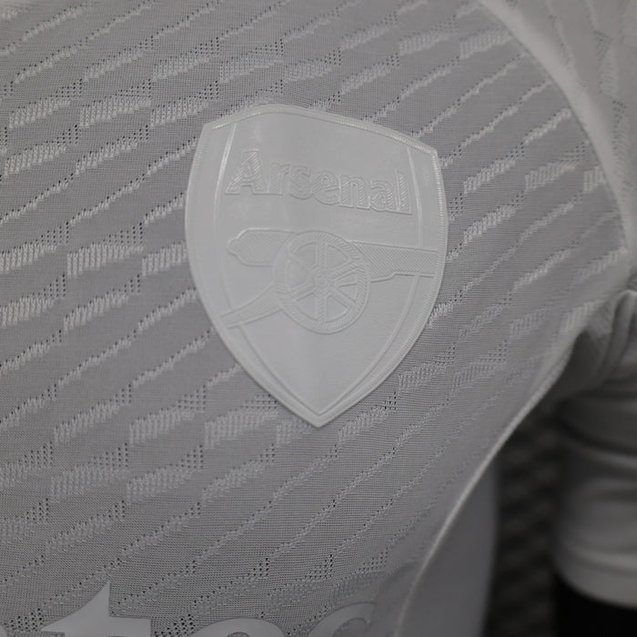 Arsenal “Pure Elegance” Kit 24/25