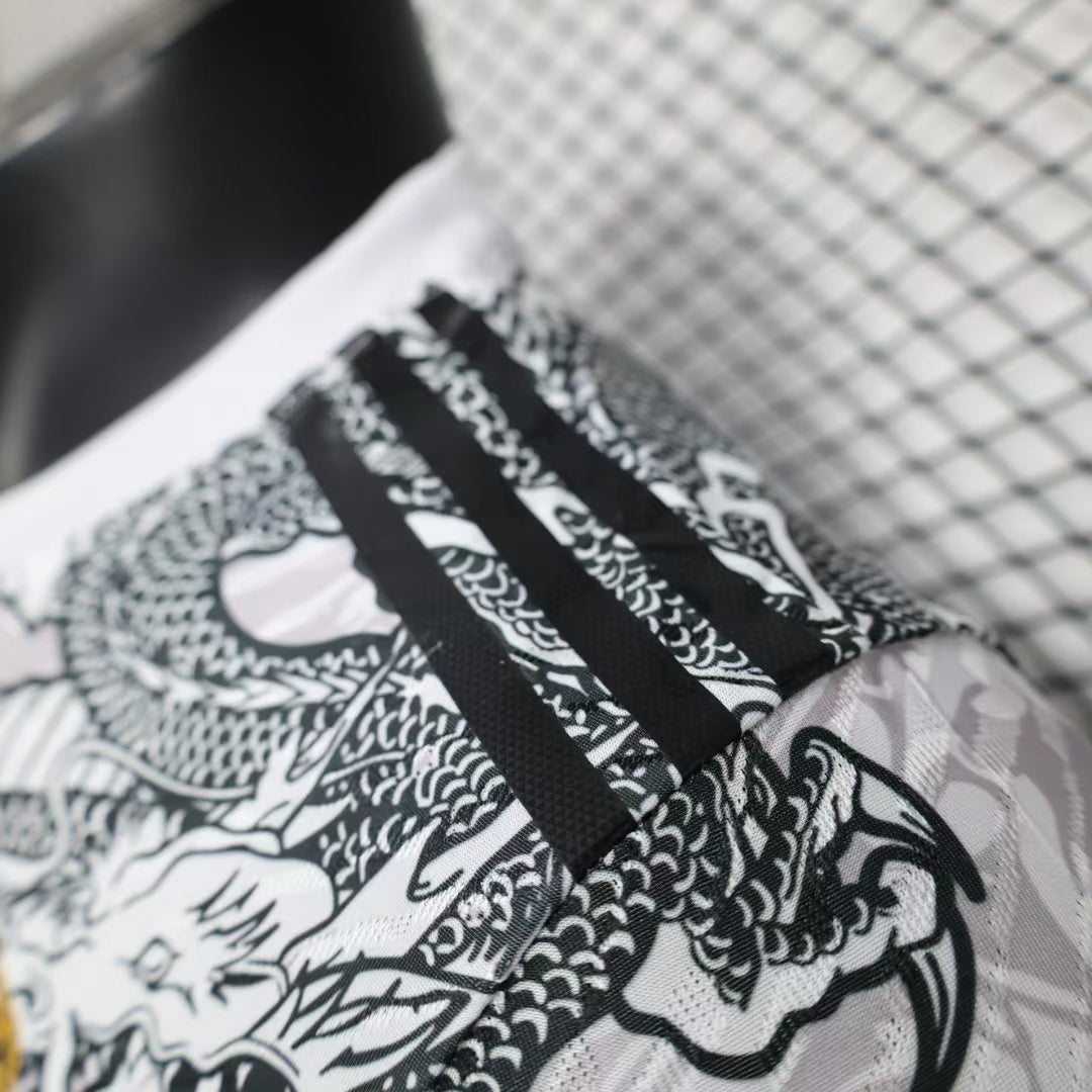 Real Madrid "Dragon Negro" Kit 24/25