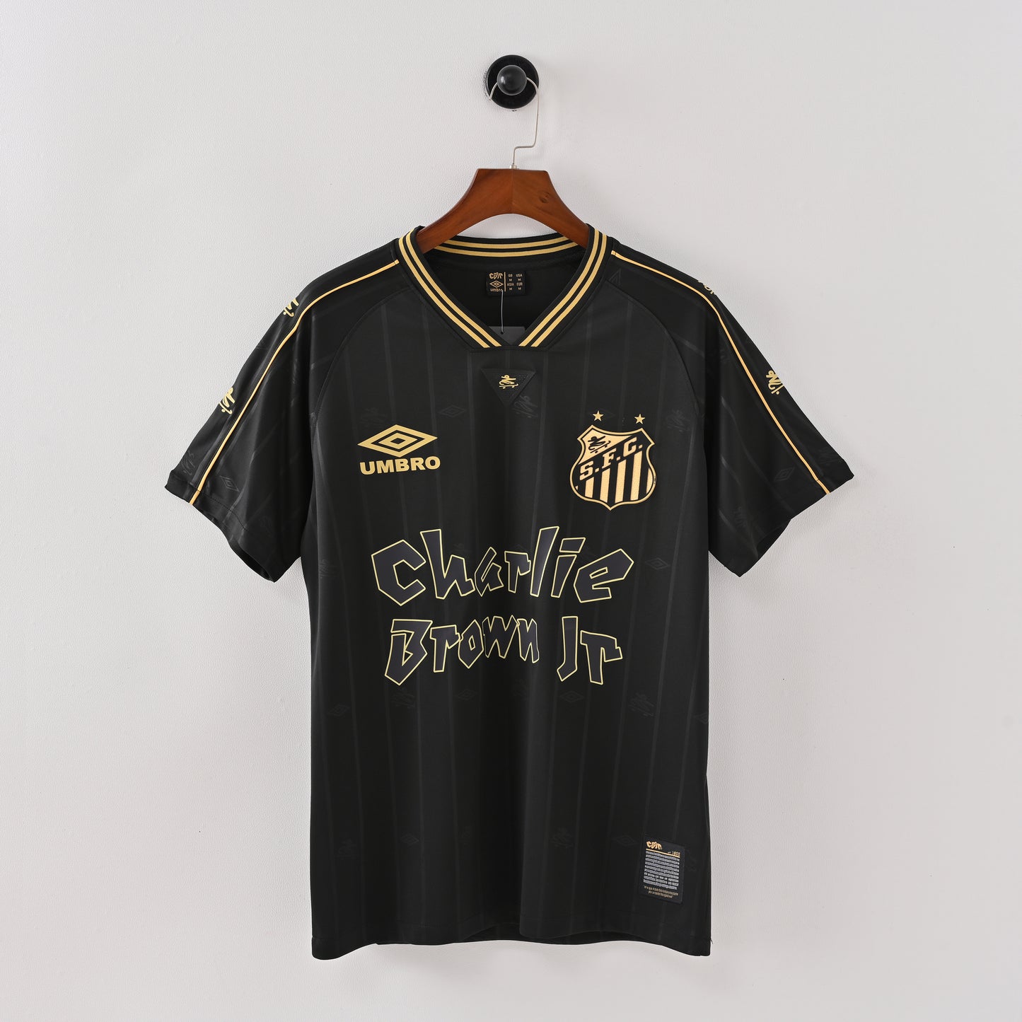 Santos x Charlie Brown JR Kit 24/25