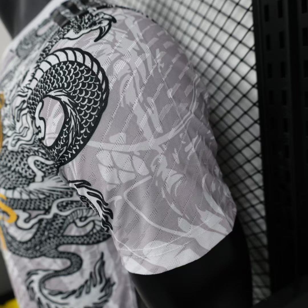 Real Madrid "Dragon Negro" Kit 24/25