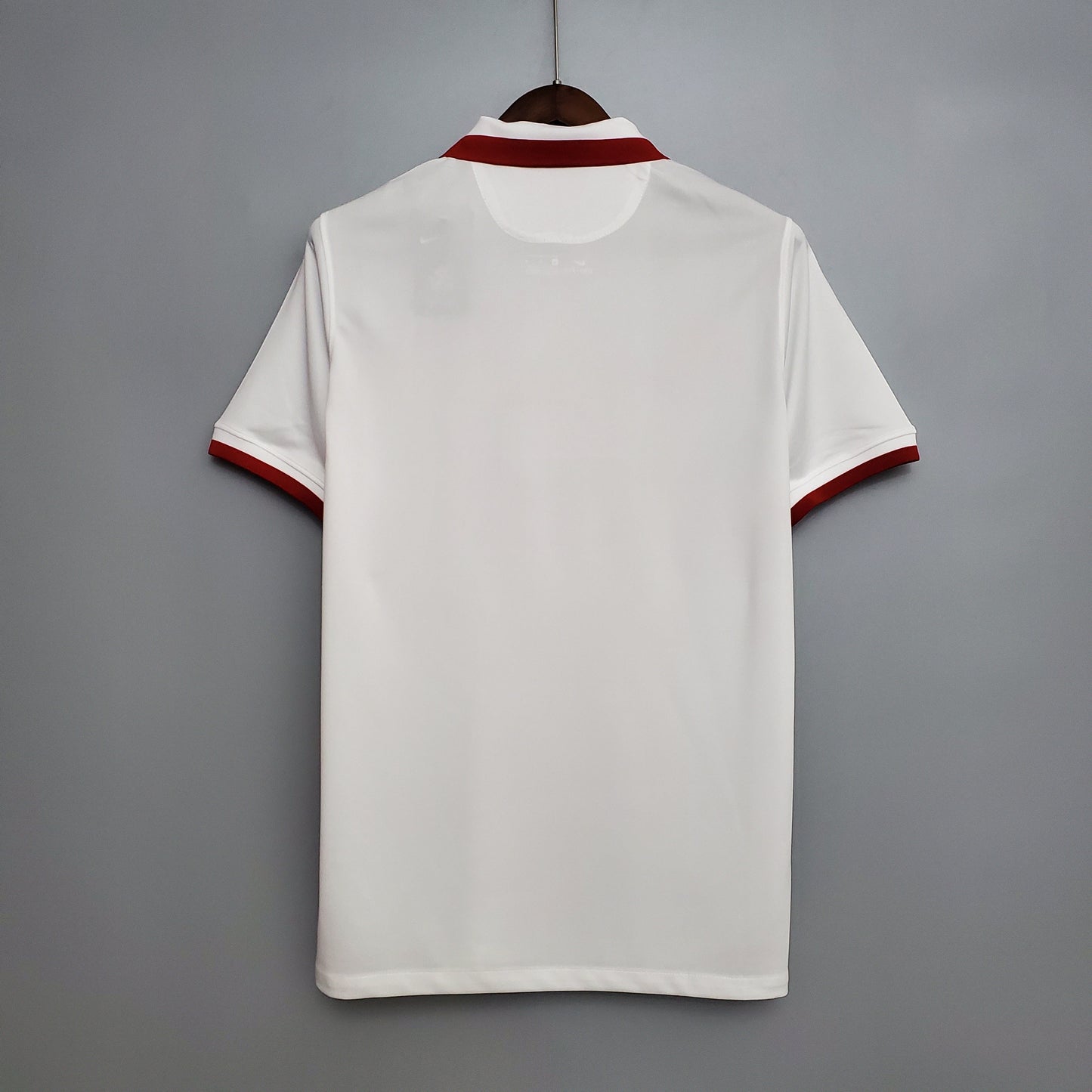 Poland Home Kit 19/20