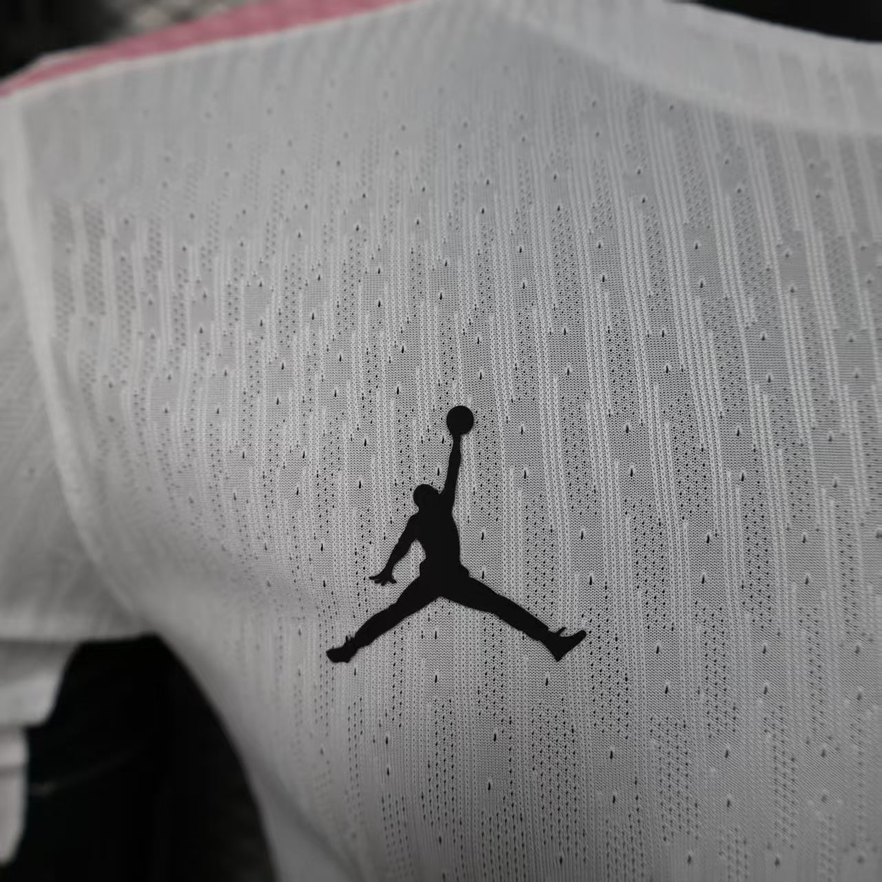 Paris Saint-Germain “Blush Elegance” Kit 25/26