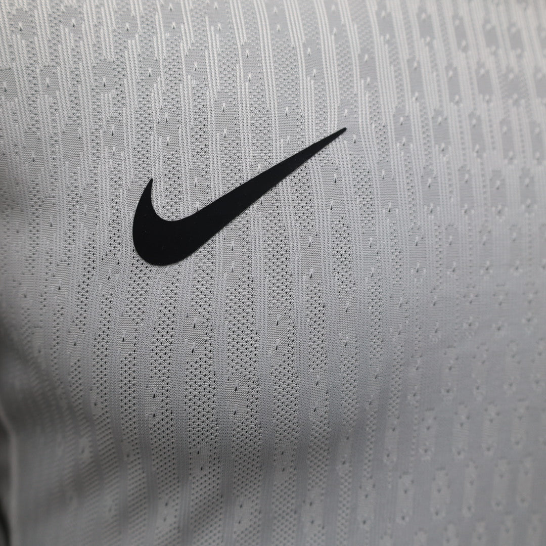 China Away Kit 23/24