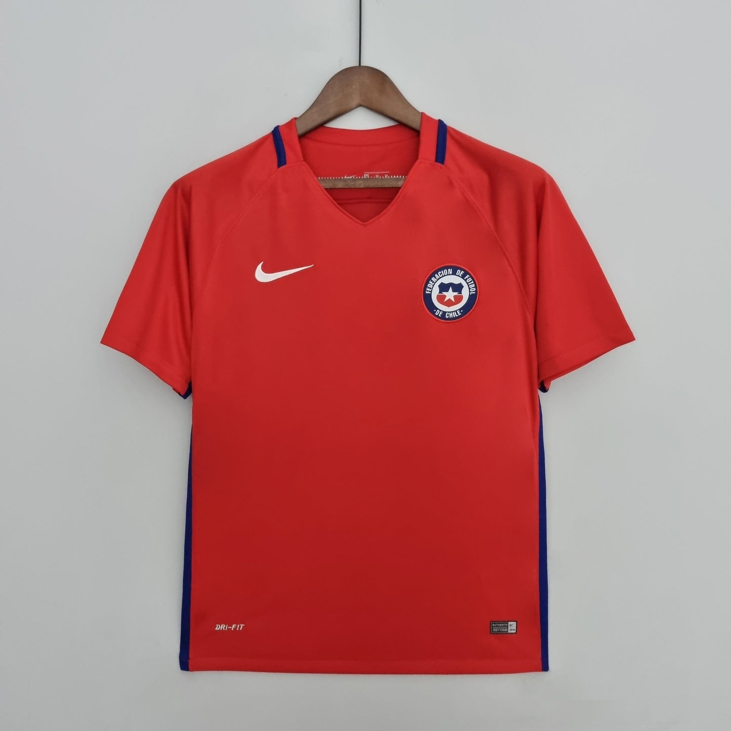 Chile Home Kit 16/17