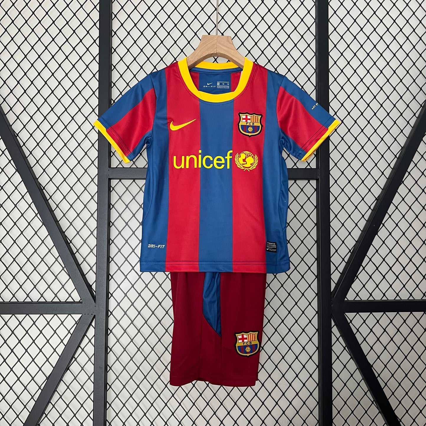 Children’s Set - Barcelona 10/11