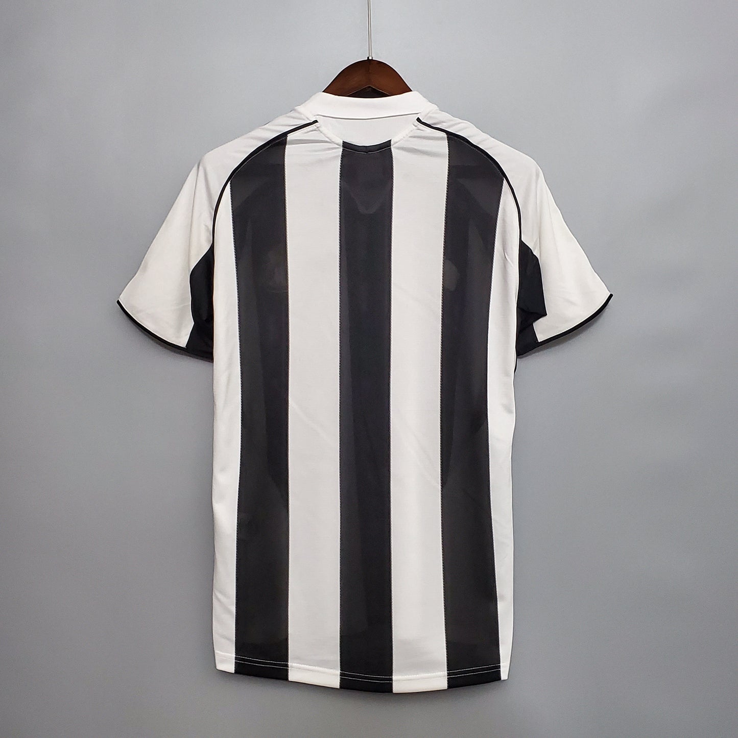 Newcastle United Home Kit 05/06