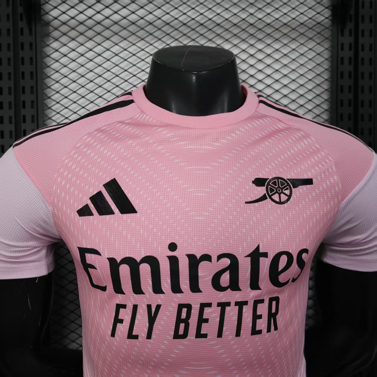 Arsenal “Pink Horizon” Kit 25/26
