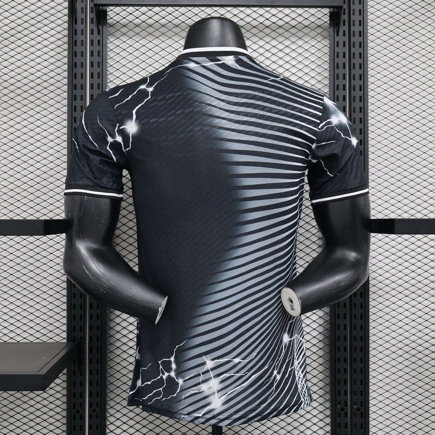 Real Madrid “Aurora Panther” Kit 24/25