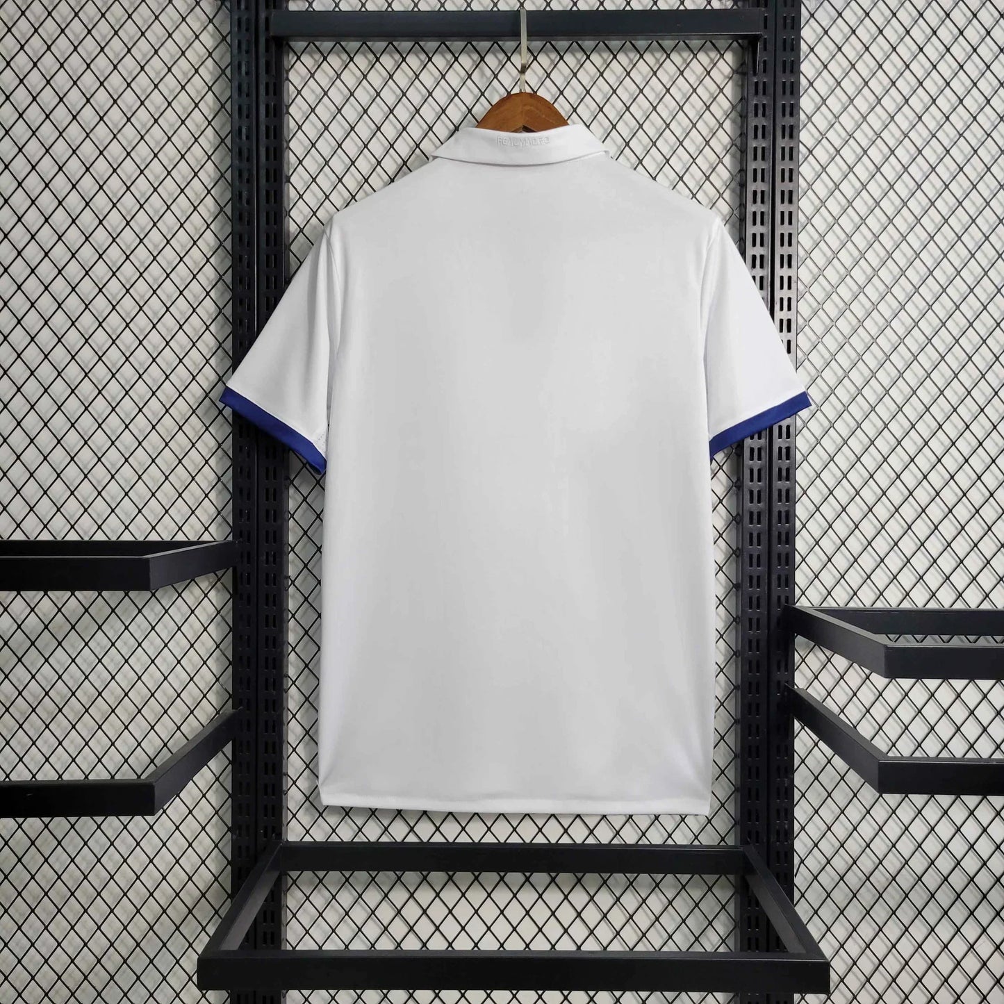 Real Madrid Home Kit 16/17