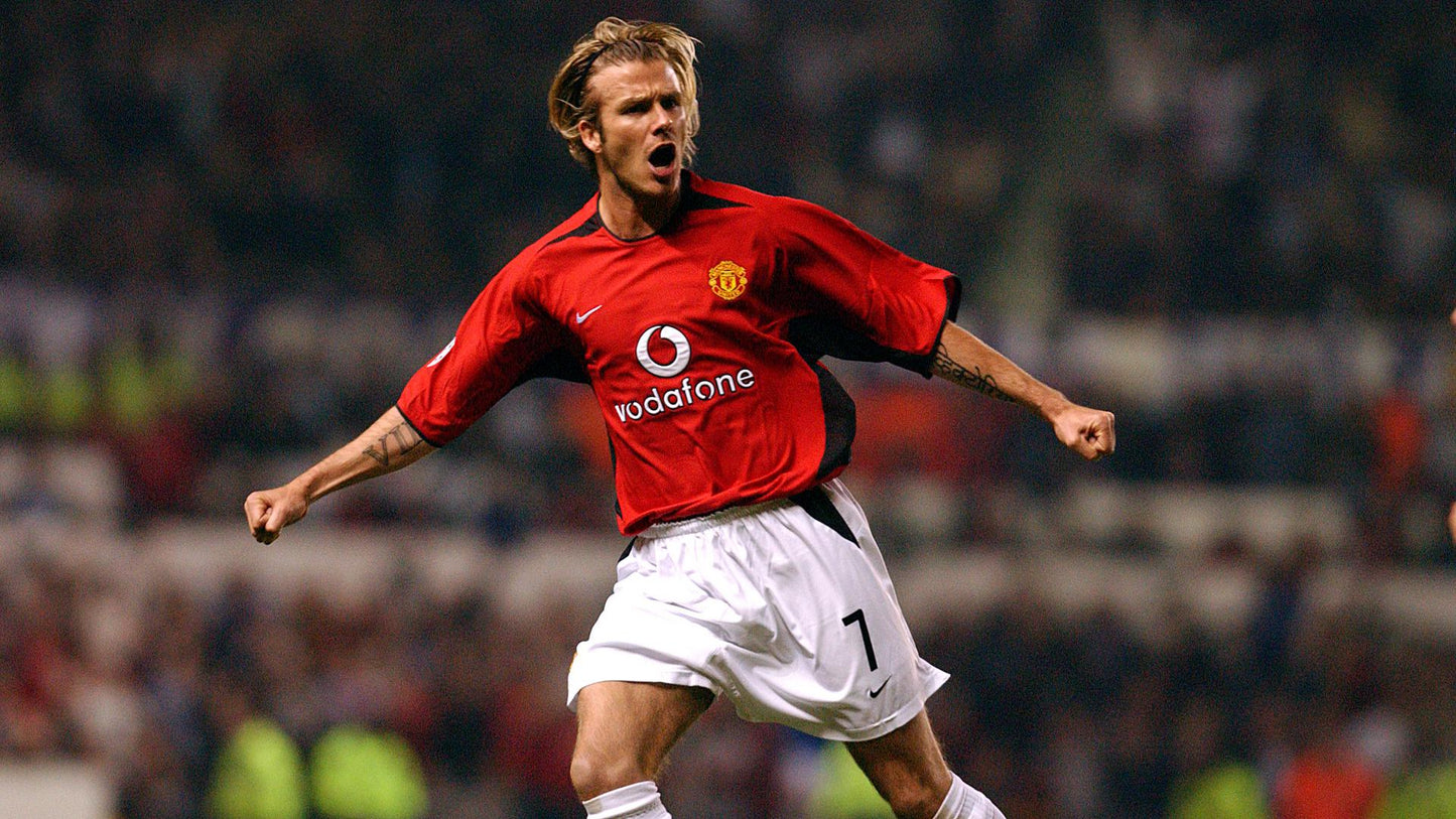 Manchester United Home Kit 02/04