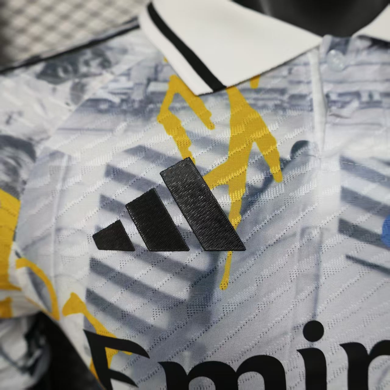 Real Madrid Street Riot Kit