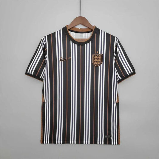 England x Burberry Kit 23/24