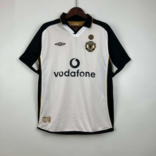 Manchester United Away Kit 01/02