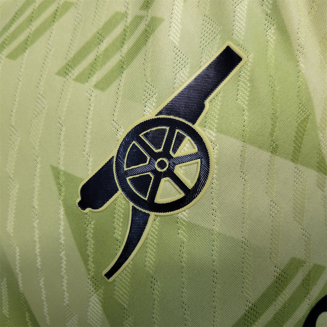 Arsenal x Neon Precision Kit 23/24