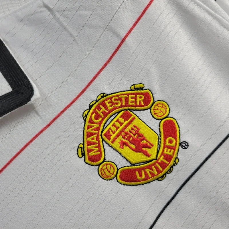 Manchester United Third Kit 04/06