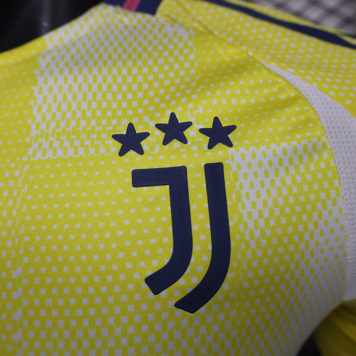 Juventus Away Kit 24/25