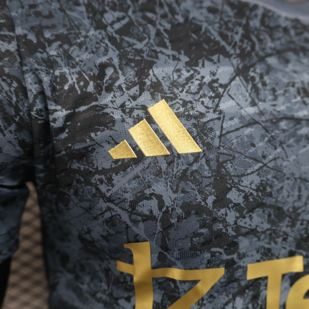 Manchester United "Midnight Thunder" Kit 24/25