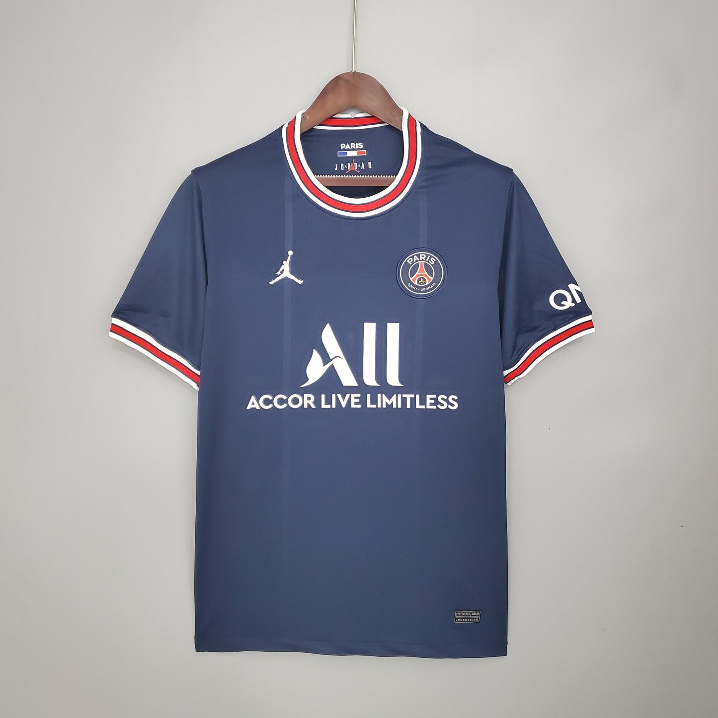 Paris Saint-Germain Home Kit 21/22