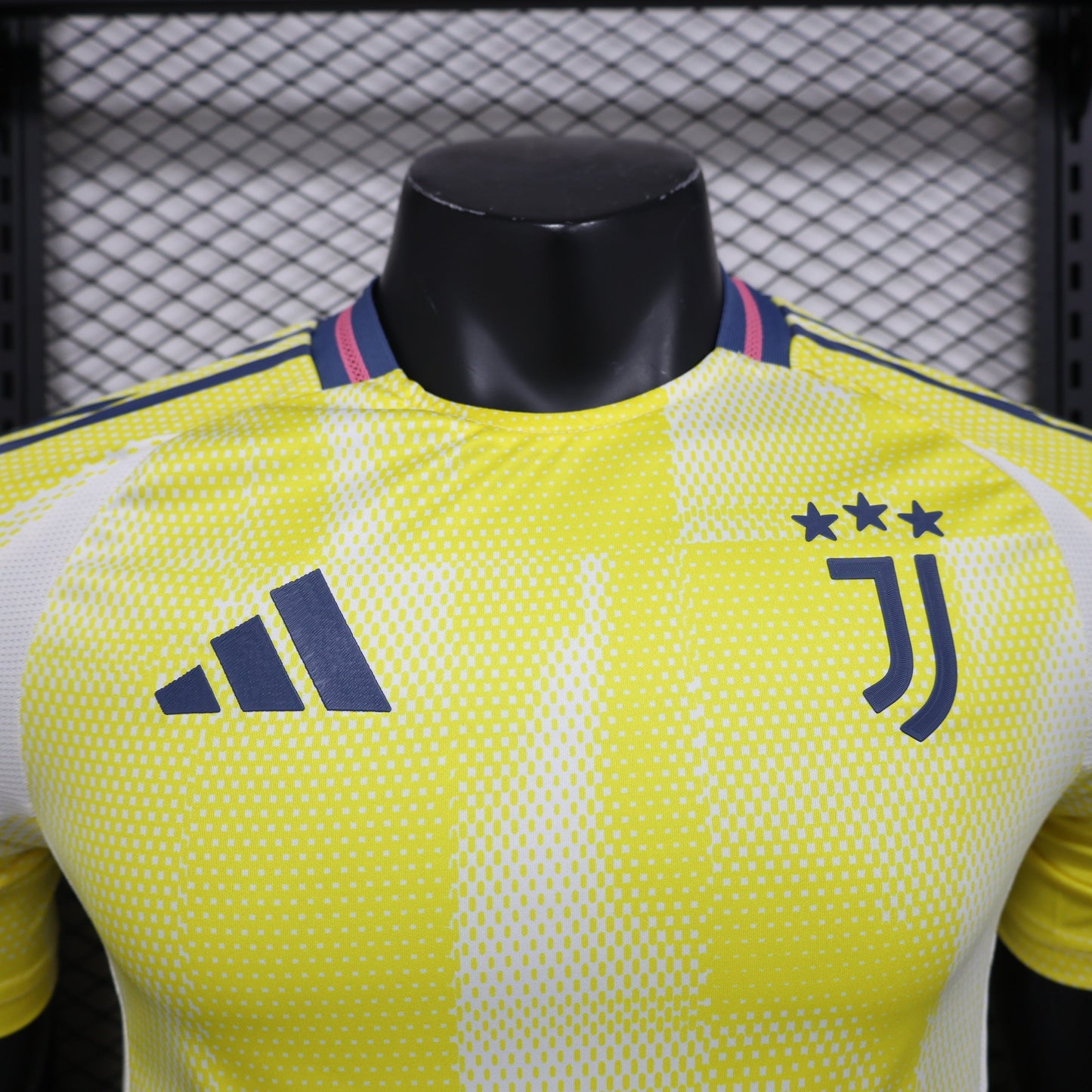 Juventus Away Kit 24/25