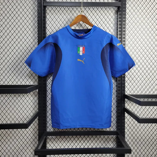 Italy Home Kit 05/06
