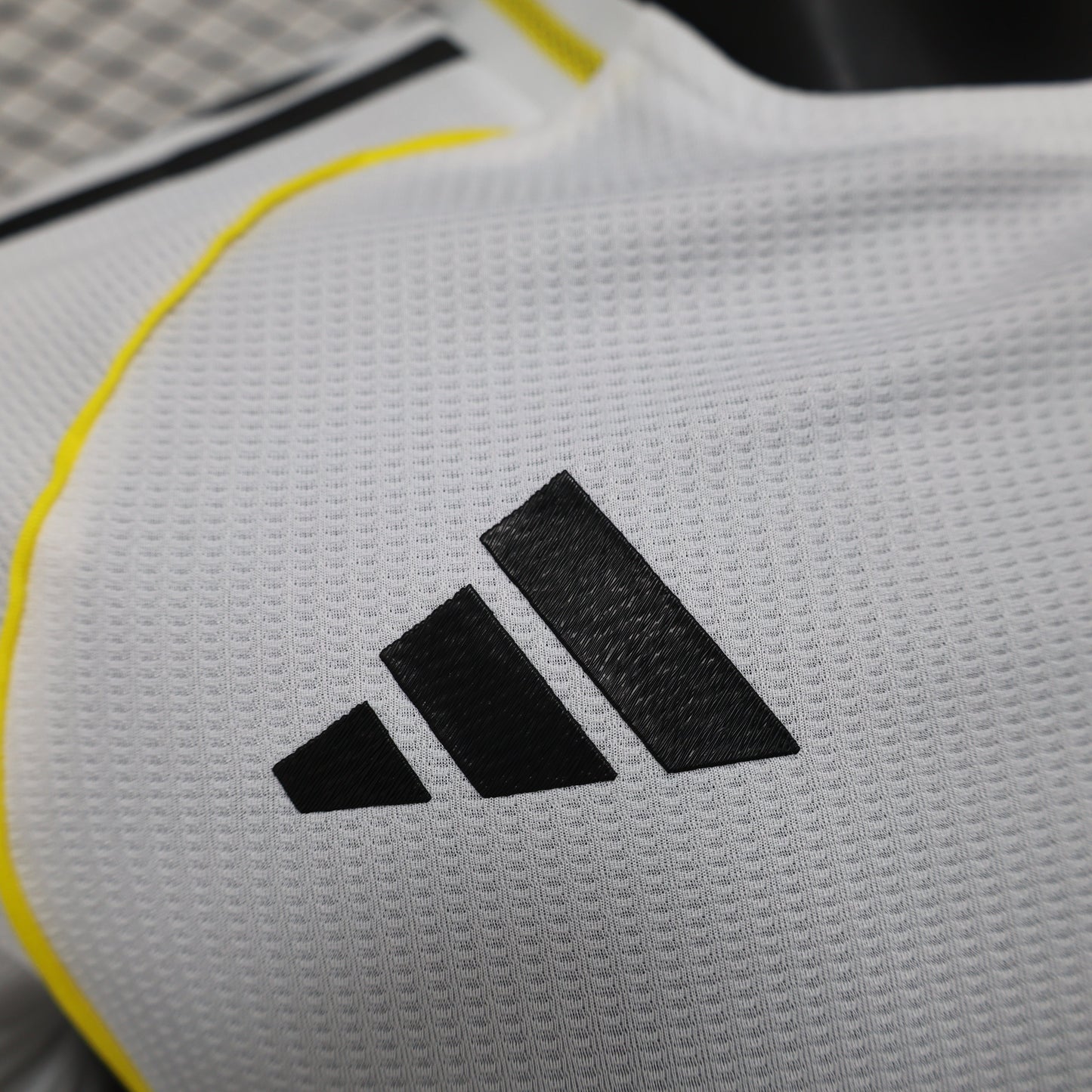 Real Madrid Home Kit 25/26