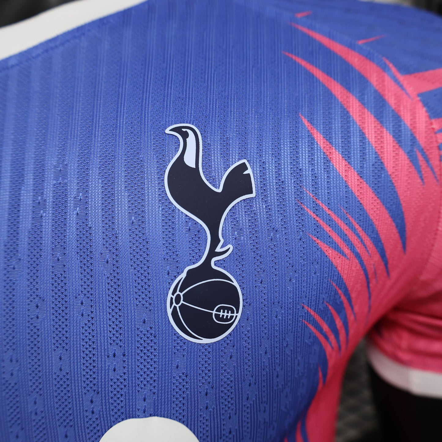 Tottenham Hotspur "Electric Blaze" Kit 24/25