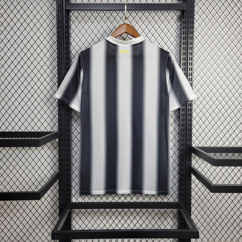 Juventus Home Kit 11/12