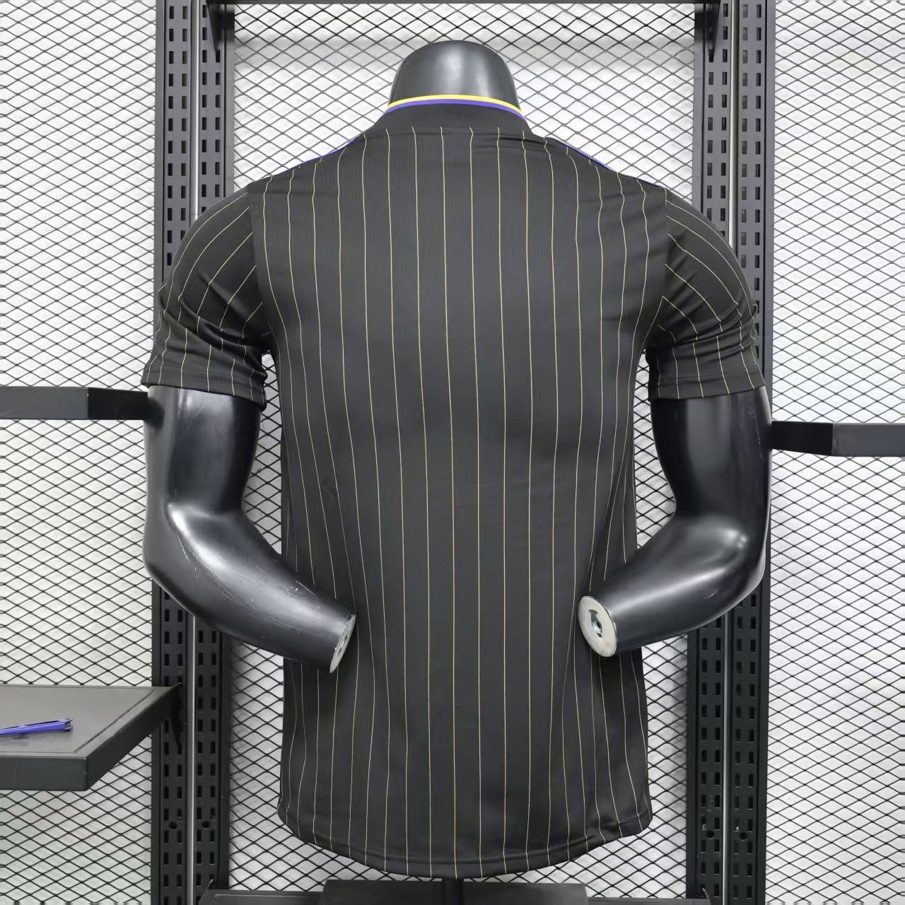 Manchester United TERRACE ICONS Kit 25/26