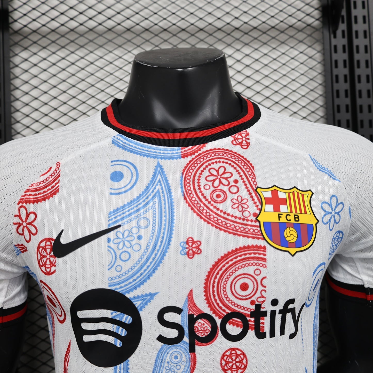 Barcelona "Crestwave"  Kit 23/24