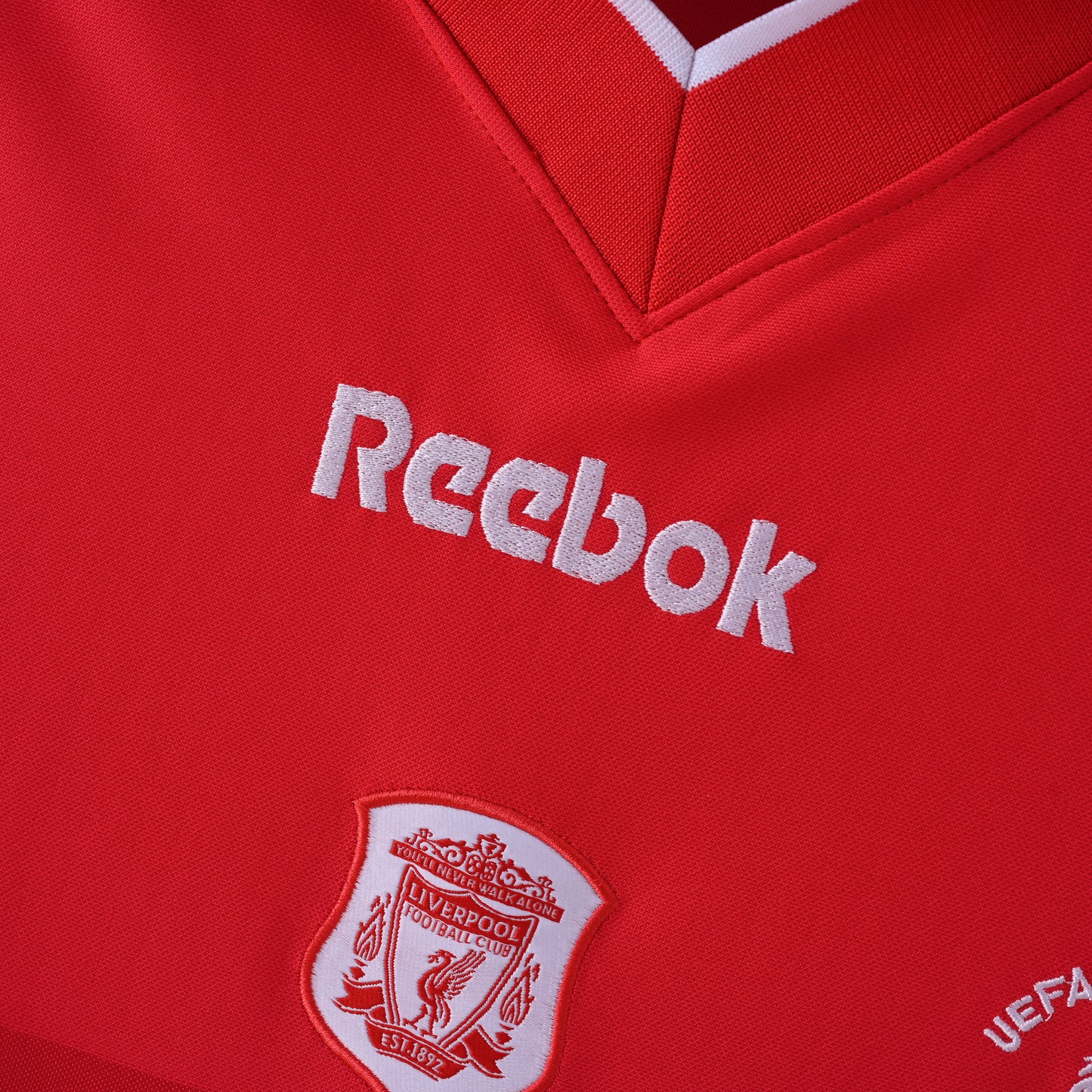 Liverpool Home Kit 00/01