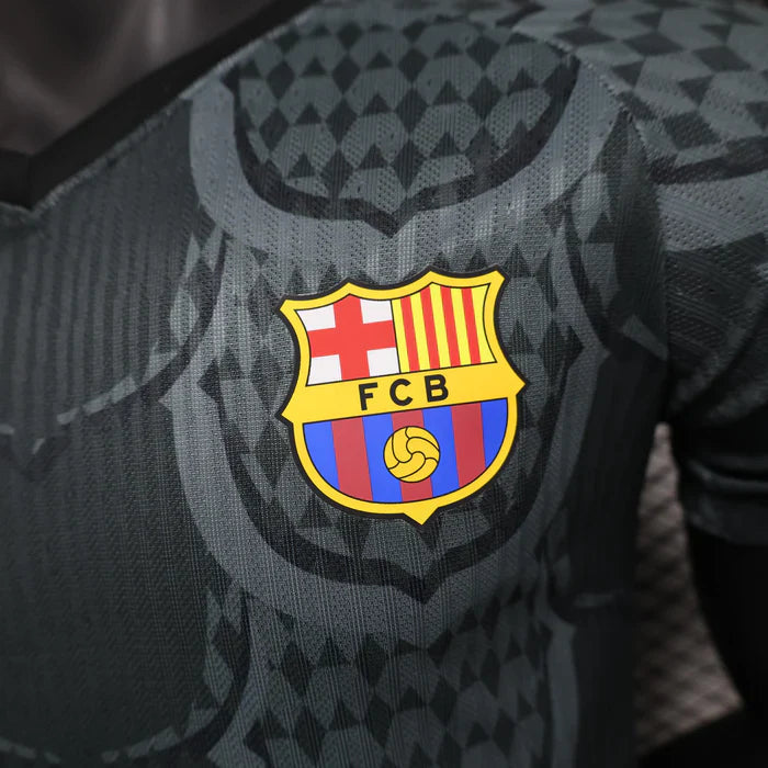 Barcelona "Silver Echo" Kit 24/25