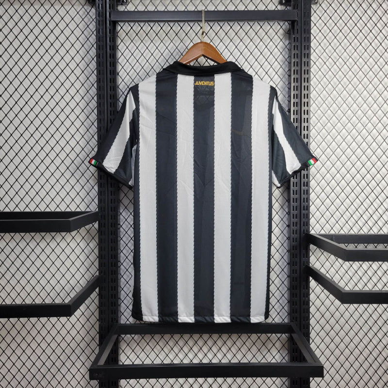 Juventus Home Kit 10/11