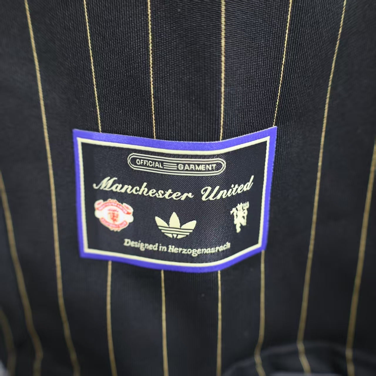 Manchester United TERRACE ICONS Kit 25/26