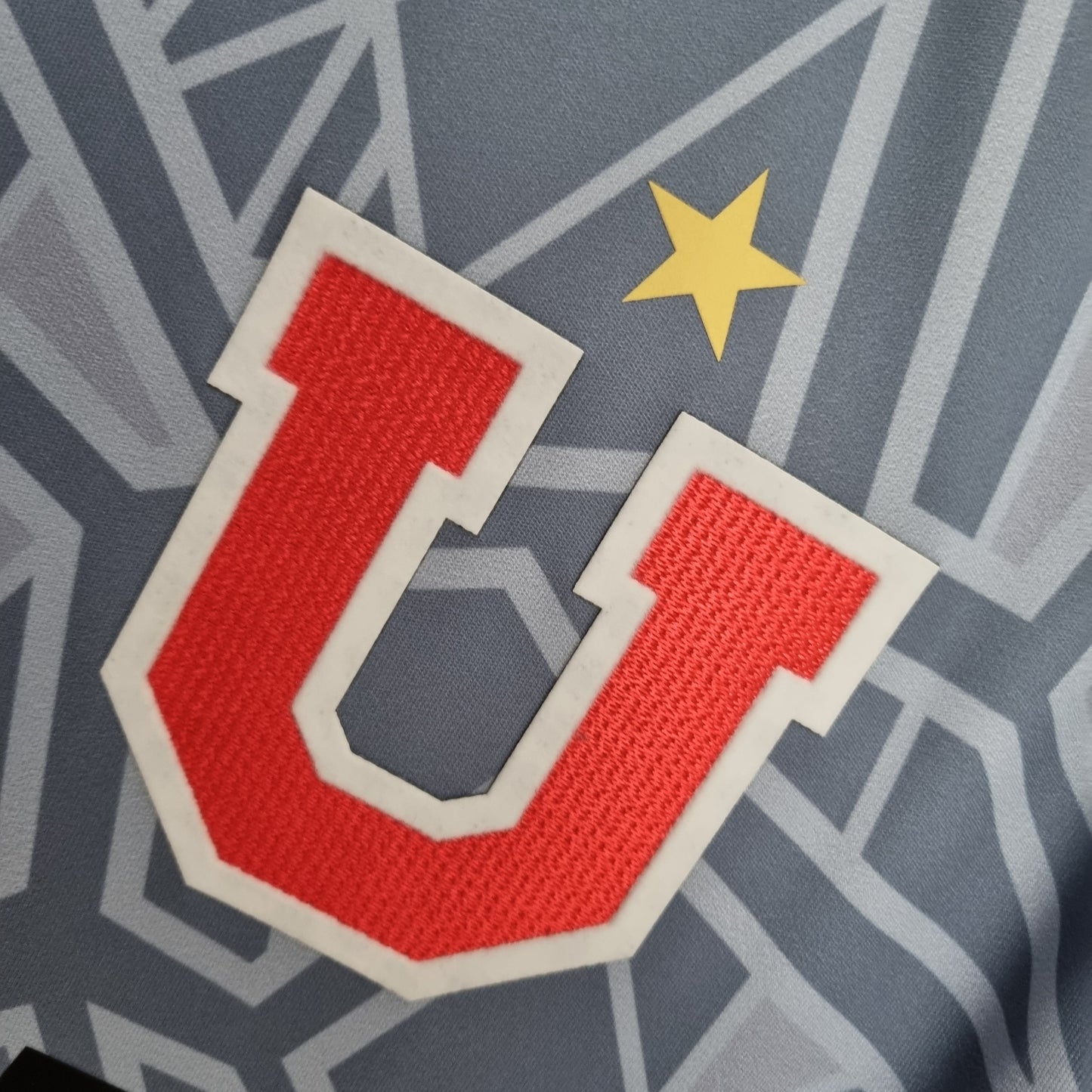 Universidad De Chile Goalkeeper Kit 22/23